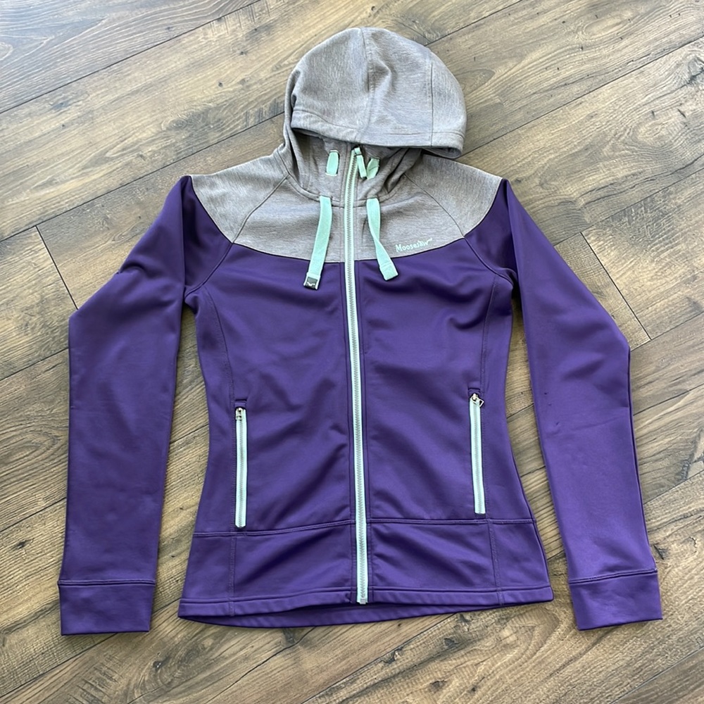 3/$15 MOOSEJAW • Women’s Full Zip Hoodie • M